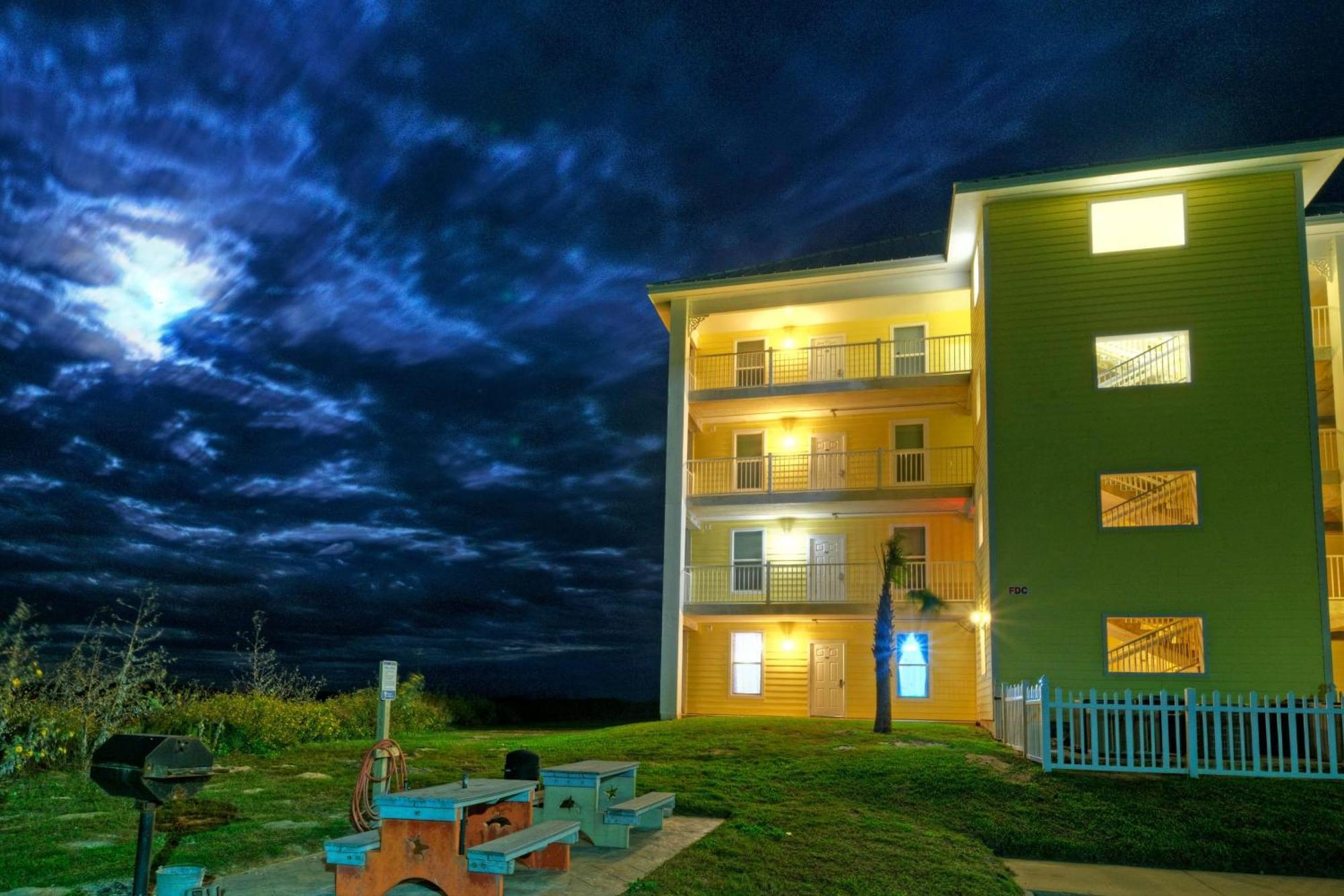 Salt Sun By Avantstay Beach Access Pool Port Aransas Exterior foto